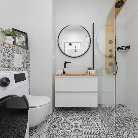 Metro Targowek One Bedroom For 4 With Furnished Balcony By Renters Appartement *